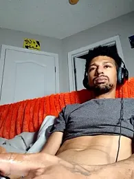 BigPrettyDick777 webcam model stream image