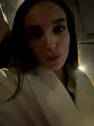 -AngelAri- webcam model stream image