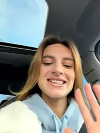 -AngelAri- webcam model stream image