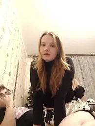 EvgeniyXAnna webcam stripchat model stream image