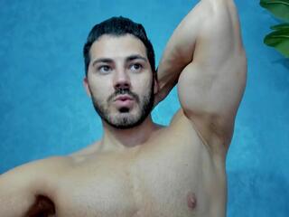 Cutler Q webcam model stream image