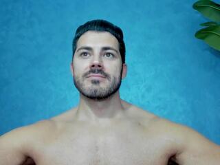 Cutler Q webcam model stream image