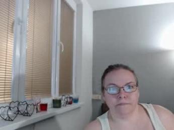 sweetboobs85h webcam model stream image