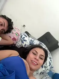 ValenSuarez25 webcam model stream image