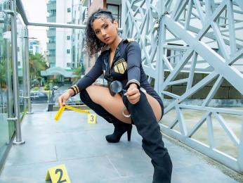 EmmaLower webcam livejasmin model stream image