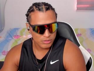 Demon Lee webcam model stream image