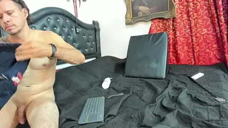 RocoAndHisGirls webcam model stream image