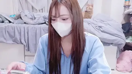 _chanMOMO_ webcam model stream image