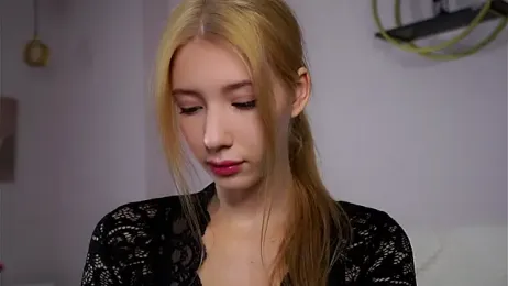 SunnivaCovil webcam model stream image