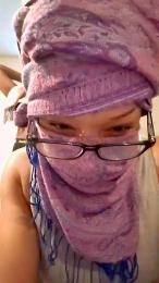 koko_nut webcam model stream image