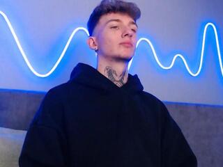 Marvin Irving webcam model stream image