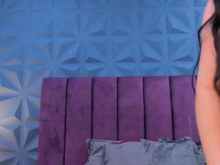 Nicole Jonss webcam model stream image