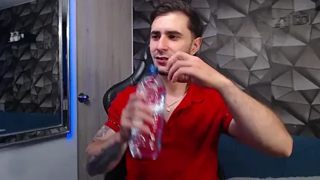 Latino_stud4u webcam model stream image