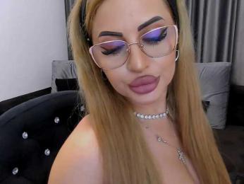 lovelyblondyx webcam model stream image