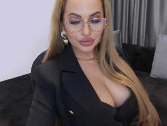 lovelyblondyx webcam model stream image