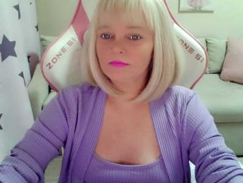 ChristieRoses webcam model stream image