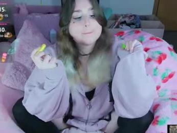 lil_alison_heart webcam chaturbate model stream image