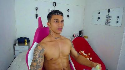 Leonard_Price webcam model stream image