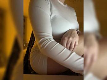 He-ls webcam model stream image