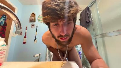 Islayshi webcam model stream image