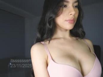 itsssssssme_lana webcam model stream image