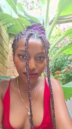 MaevaFrenchy webcam model stream image