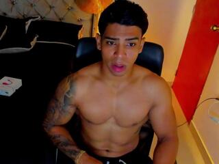 Andrew Wolf webcam model stream image