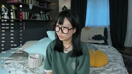 HinataBrooks webcam model stream image