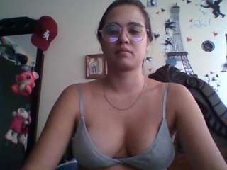 trianabell webcam model stream image