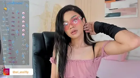 LOISE-XX webcam model stream image