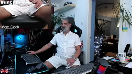 OnlineBossUK webcam model stream image