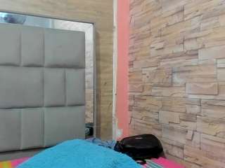 brownskin33 webcam model stream image