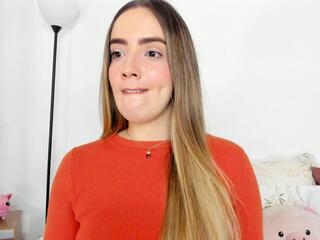 Zoe Gray webcam model stream image