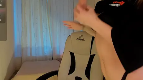 Roxana_Wet_ webcam model stream image