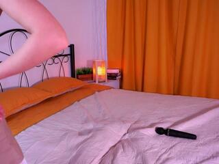 Edita Acreman webcam model stream image