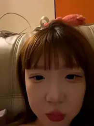 D-033 webcam stripchat model stream image