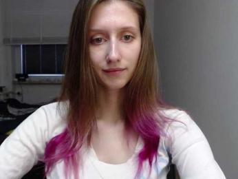 LUNAdream webcam bongacams model stream image