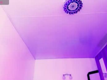 _rosedewitt_ webcam model stream image