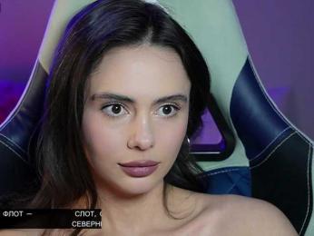 Allla webcam bongacams model stream image