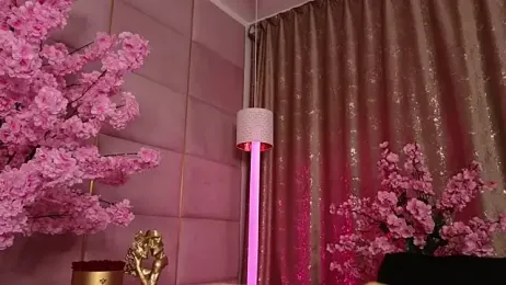 Elliblue webcam model stream image