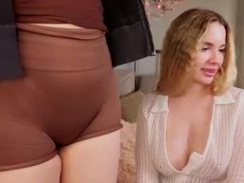 cloverfarewell webcam model stream image