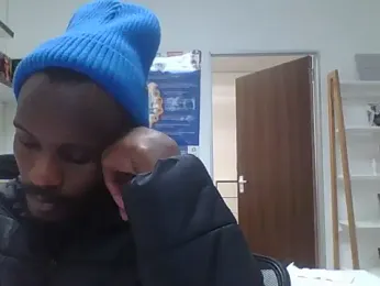 TPNUTS webcam model stream image