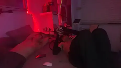 hot_shot_13 webcam model stream image