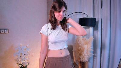 NannieJach webcam model stream image