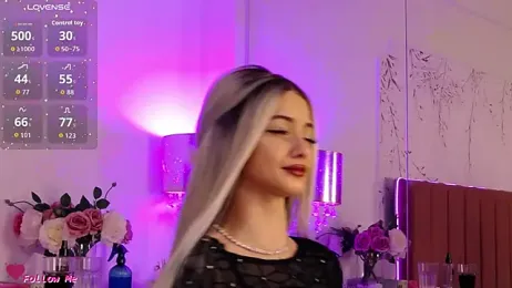 PinkySparks webcam model stream image