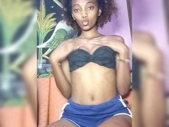 Aliah8 webcam model stream image