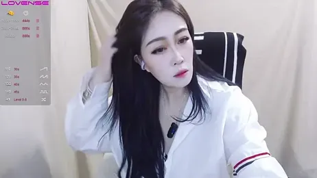 AkinLocal webcam model stream image