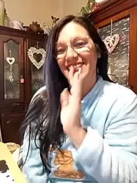 Melmamalhuda@xh webcam model stream image