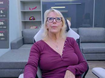 FitCougar webcam model stream image