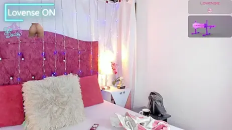 CristalSofiaHOT webcam model stream image